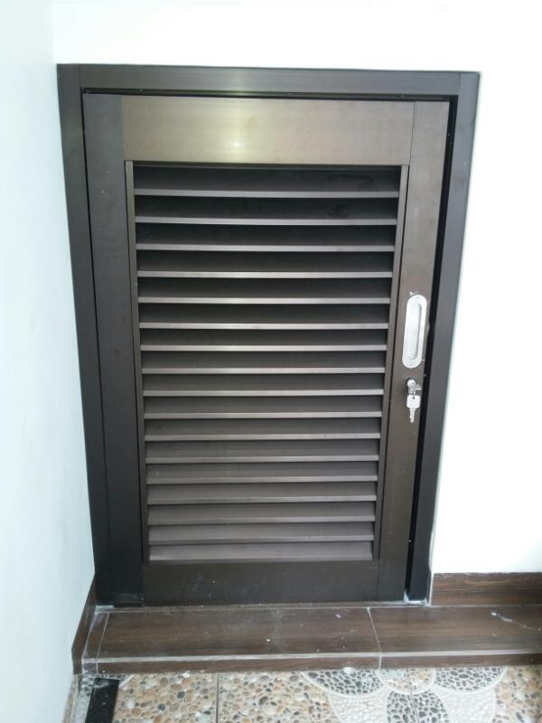 Ventilasi Ruangan - Jendela Jalusi - Jendela Kepyak -Lubang Angin Alumunium