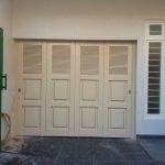 Pintu Besi Dorong Tikung HOYA