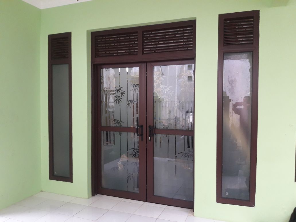 perpaduan upvc dan cutting stiker