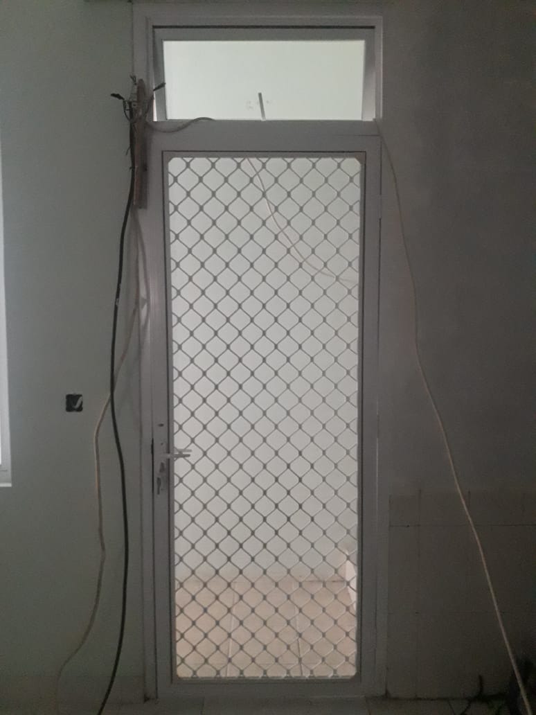 pintu kawat nyamuk proyek puncak (1)