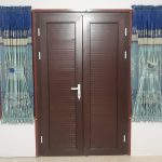 pintu double swing upvc