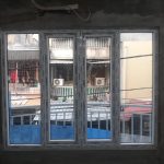jendela double swing dan kacamati