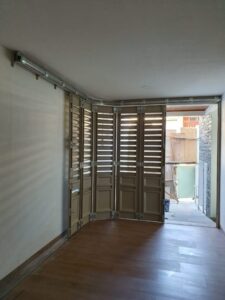 JUAL PINTU GARASI DI WILAYAH BALI