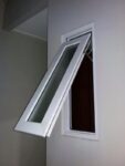 Jendela Jungkit uPVC: Solusi Cerdas untuk Sirkulasi Udara & Gaya Modern Rumah Anda