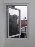 Jendela Swing Aluminium: Pilihan Elegan untuk Hunian Modern di Yogjakarta