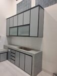 Kitchen Set Aluminium ACP Surabaya Custom: Tahan Lama, Anti Rayap & Siap Desain Sesuai Keinginan!