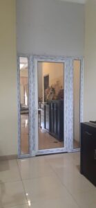 Pintu UPVC Jakarta Murah & Berkualitas – Solusi Modern Anti Rayap dan Tahan Cuaca!