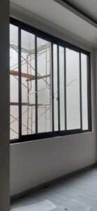 Jual Jendela Sliding Alumunium dan UPVC Surabaya – Modern, Elegan, dan Harga Terbaik