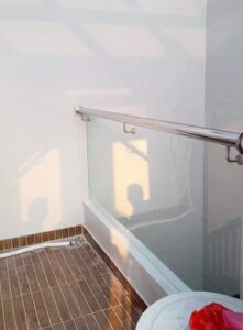 Jual Railing Kaca Balkon Jakarta | Desain Modern, Aman & Harga Kompetitif