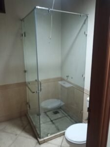 Jual Pintu Sekat Shower Bali – Kaca Shower Modern dan Elegan