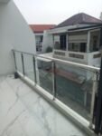 Railing Balkon Stainless Kaca Banjarmasin | Modern & Elegan