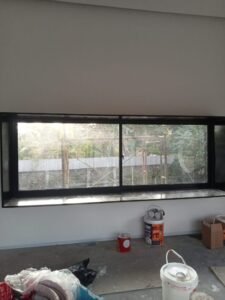 Jual Jendela Sliding Aluminium Yogyakarta – Solusi Jendela Modern dan Elegan