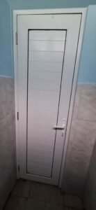 Pintu Swing UPVC Panel Ekonomis Jakarta | Harga Terjangkau